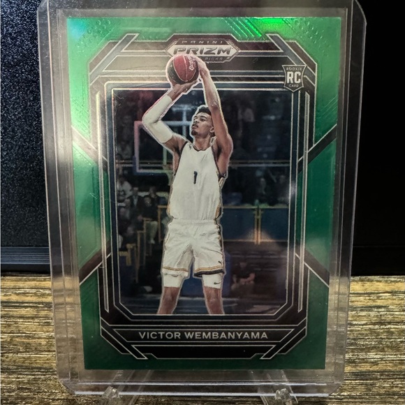 Wembanyama Rookie Card - Picture 1 of 4